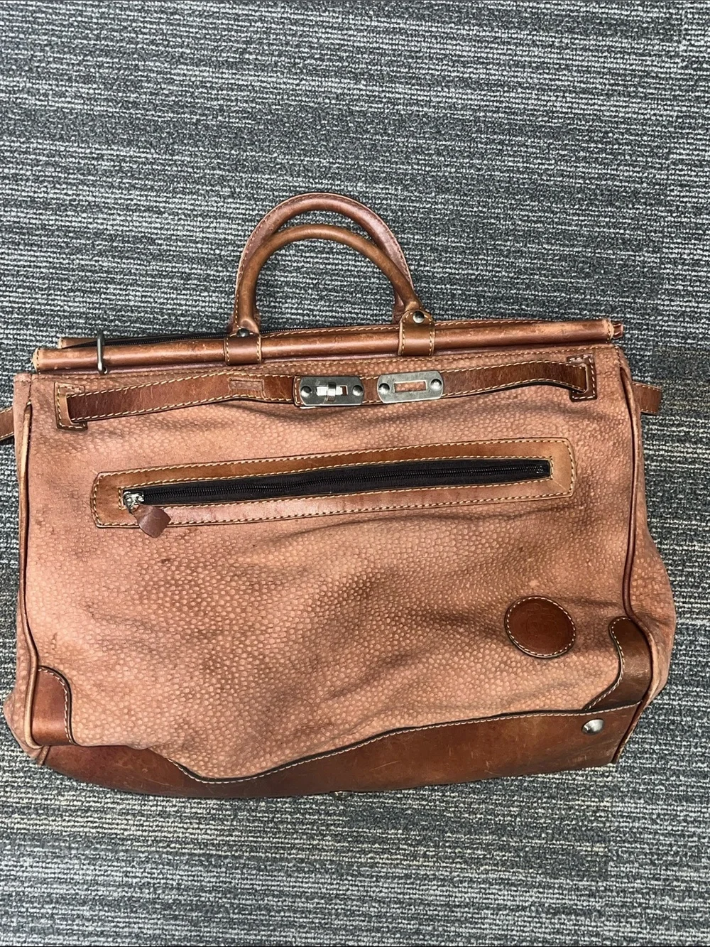 Men's Brown Leather Duffel Bag with Shoulder Strap